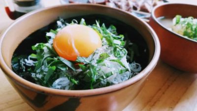 焼き海苔・紫蘇たっぷり「しらす丼」レシピ・献立・薬膳効能